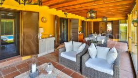 Buy villa in Sotogrande Alto Central with 6 bedrooms