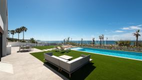 Villa à vendre à Beach Side New Golden Mile, Estepona