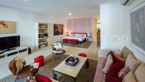 Buy San Enrique de Guadiaro town house