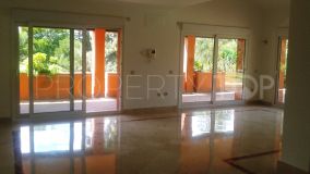 Buy Sotogrande Alto villa with 4 bedrooms