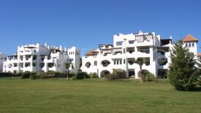 Buy apartment with 2 bedrooms in El Polo de Sotogrande