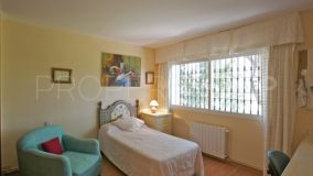 5 bedrooms villa for sale in Elviria Hills