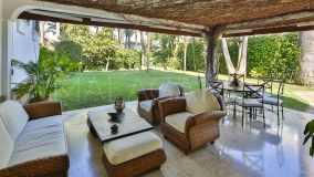 Villa for sale in Los Monteros, Marbella Öst