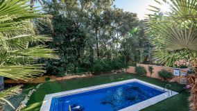 Buy villa with 5 bedrooms in Las Lomas del Marbella Club