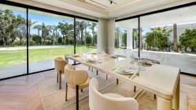 Comprar villa de 5 dormitorios en Las Lomas del Marbella Club