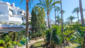 Apartment in Elviria Playa for sale