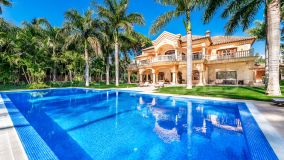 Villa en venta en Guadalmina Baja, San Pedro de Alcantara