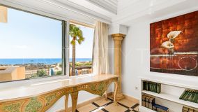 Comprar adosado en Bahia de Marbella con 5 dormitorios