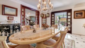 Villa for sale in Marbella City