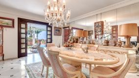 Villa for sale in Marbella City