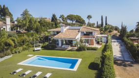 Villa for sale in Hacienda las Chapas, Marbella East