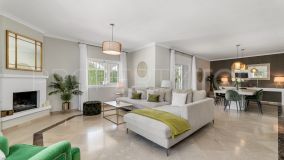 Immaculate Villa in the Golf Valley in Nueva Andalucia, Marbella