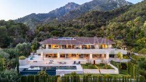 Villa for sale in Cascada de Camojan, Marbella Golden Mile