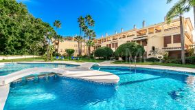 Apartment for sale in Elviria, Marbella East