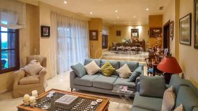 House for sale in Marbella Golden Mile