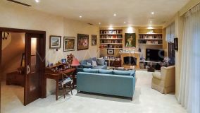 House for sale in Marbella Golden Mile