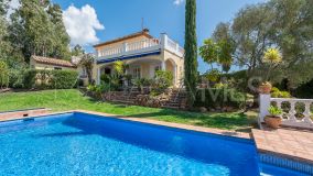 Villa en venta en Los Arqueros, Benahavis