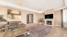Villa en venta en El Rosario, Marbella Este