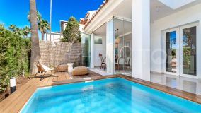 Townhouse in Frontline Beach Complex, Bahia de Marbella