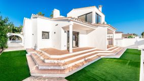 Villa for sale in El Rosario, Marbella Öst