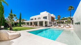 Villa zu verkaufen in Nueva Andalucia, Marbella