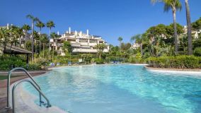 Apartment for sale in Los Arqueros, Benahavis