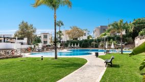 Lägenhet for sale in Los Monteros, Marbella Öst