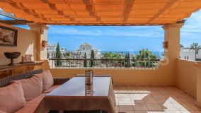 Atico Duplex en venta en Los Flamingos Golf, Benahavis