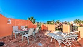 Town house for sale in Bahia de Marbella with 2 bedrooms