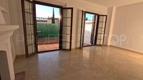 Town house for sale in Nueva Andalucia with 2 bedrooms