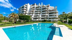 Apartment for sale in Guadalmina Alta with 3 bedrooms