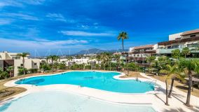 Ground Floor Apartment for sale in Los Flamingos Golf, Benahavis