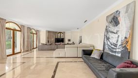 Villa with 8 bedrooms for sale in Paraiso Alto