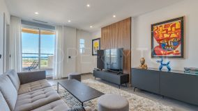 Buy 2 bedrooms apartment in Marbella Golden Mile