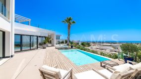 Villa for sale in Paraiso Alto, Benahavis