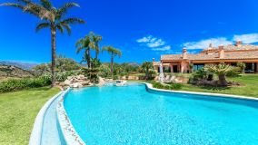 Finca for sale in Altos de Elviria, Marbella Öst