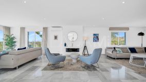 Villa for sale in Elviria, Marbella Est
