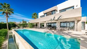 Modern Villa in Los Flamingos Golf with spectacular Sea views right on the golf course