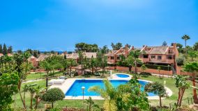 Casa pareada con piscina a pocos minutos de la playa de Los Monteros