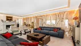 Apartment for sale in Monte Paraiso Country Club, Marbella Golden Mile