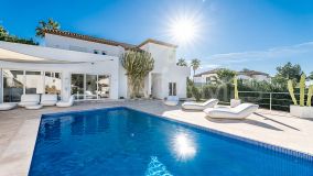 Villa for sale in Nueva Andalucia, Marbella