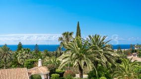 Villa for sale in Hacienda las Chapas, Marbella East