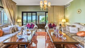 Villa for sale in Paraiso Alto, Benahavis