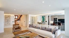 Penthouse for sale in Las Lomas de Marbella, Marbella Golden Mile