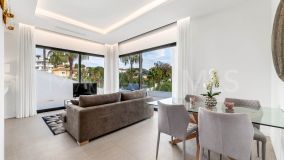 Penthouse for sale in Marbesa, Marbella East