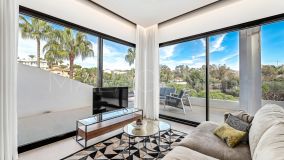 Penthouse for sale in Marbesa, Marbella East