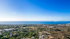 Grand plot with the best sea views in a prestigious and gated urbanisation