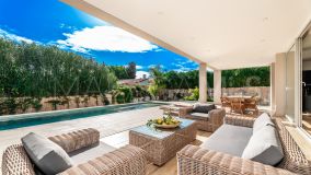 Villa for sale in San Pedro Playa, San Pedro de Alcantara