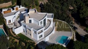 Villa for sale in Elviria, Marbella Est