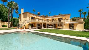 Villa for sale in Nueva Andalucia, Marbella